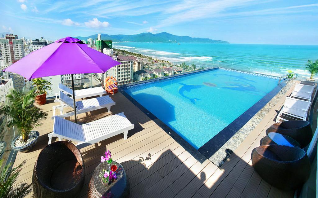 Top 5 Khách Sạn Có View Đẹp Gần Biển Tại Đà Nẵng 3