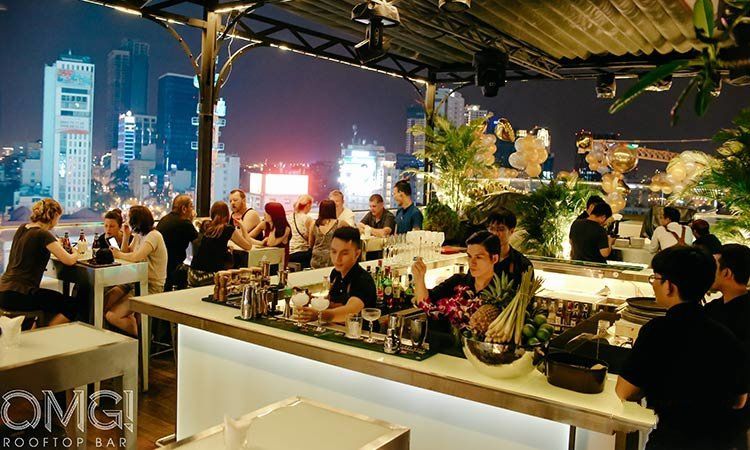 Top 5 Quán Bar Rooftop Sang Chảnh Đúng Gu Giới Trẻ Sài Gòn 5